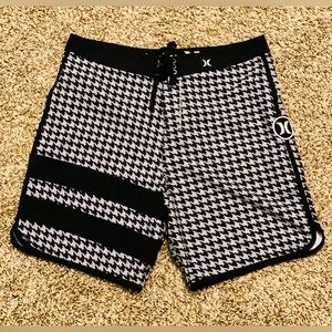 Hurley Phantom Block Party Board shorts, 18”